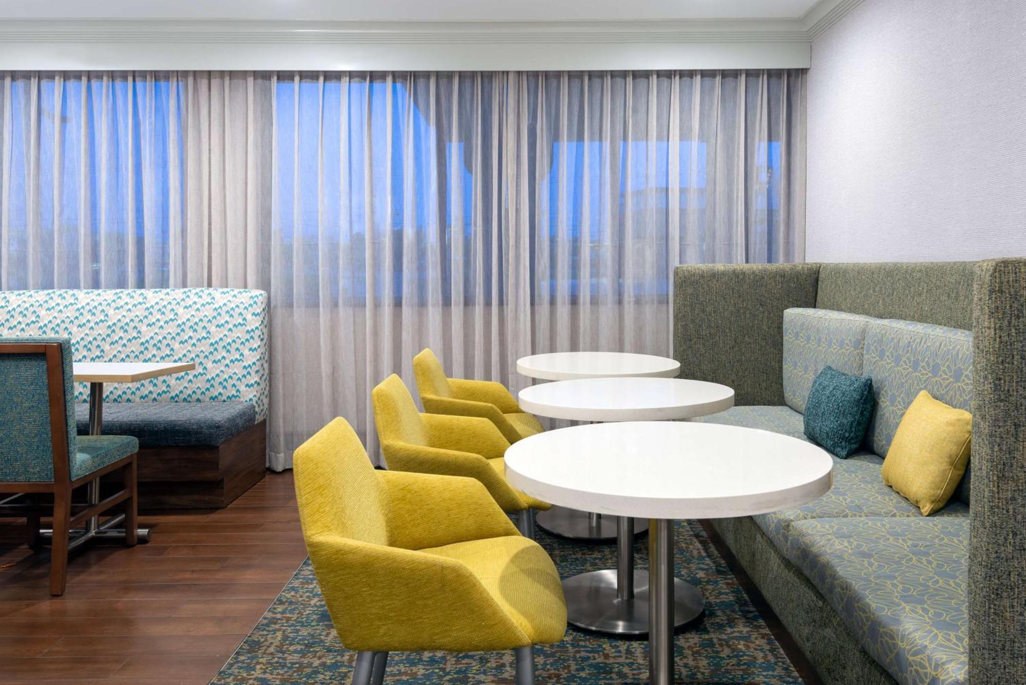 Hampton Inn Buffalo-Airport Galleria Mall Cheektowaga Exteriör bild